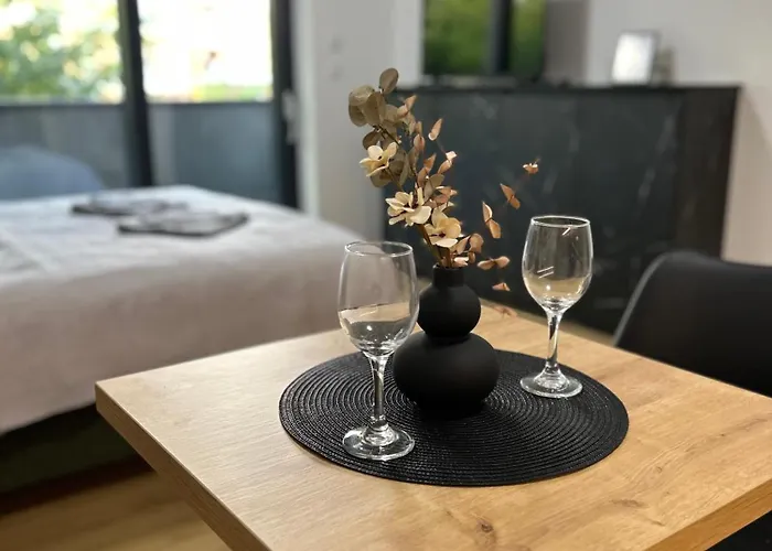 Ar Tahiti Black Lägenhet Košice